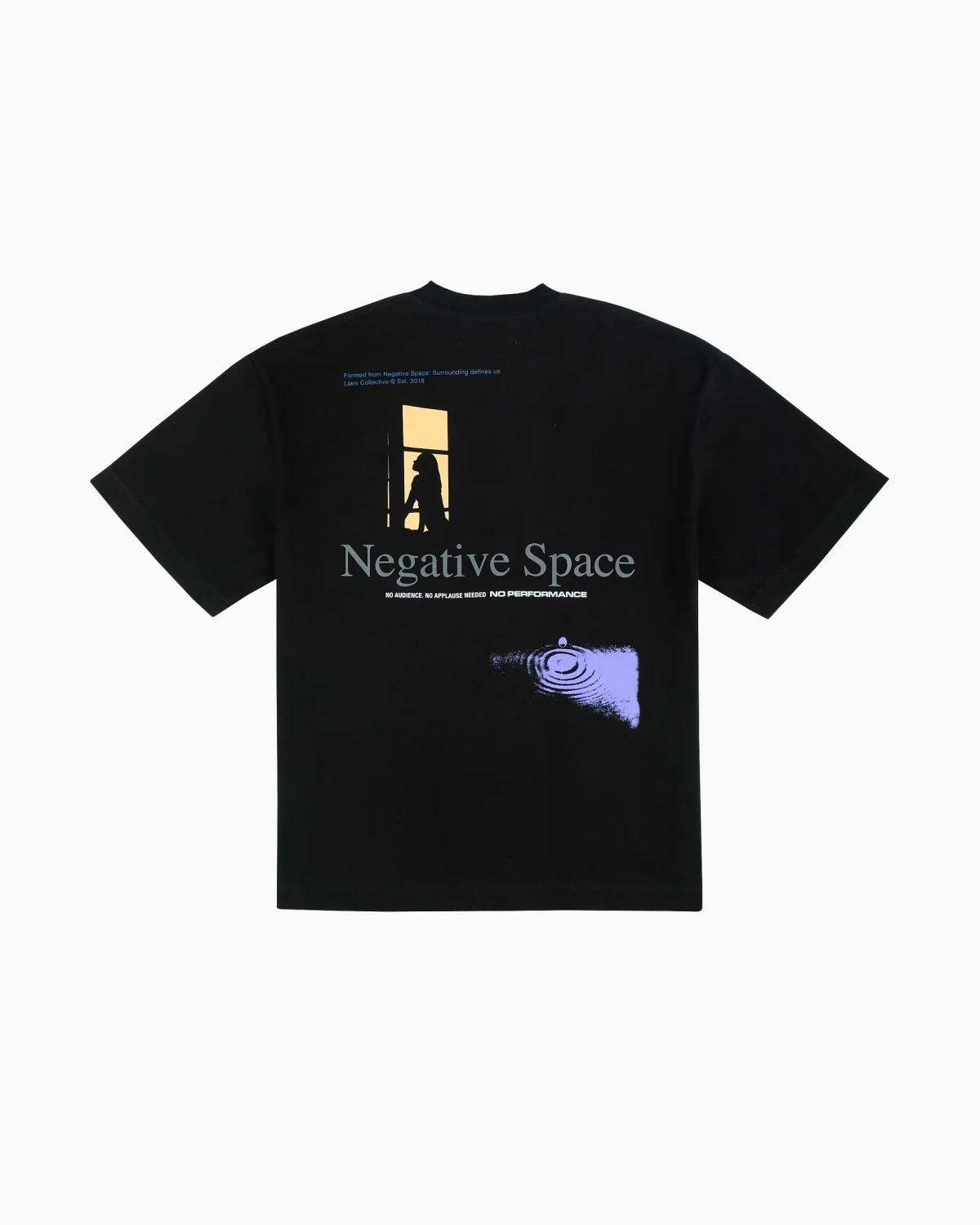 Tee 'Negative Space' Black